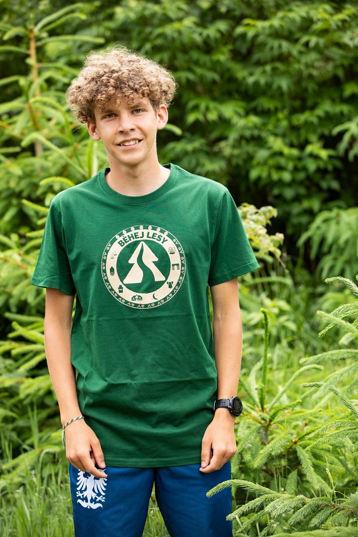 Tmavě zelené pánské tričko Běhej lesy